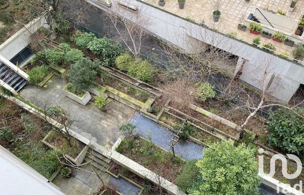 Appartement 2 pièces de 43 m² à Paris (75018)