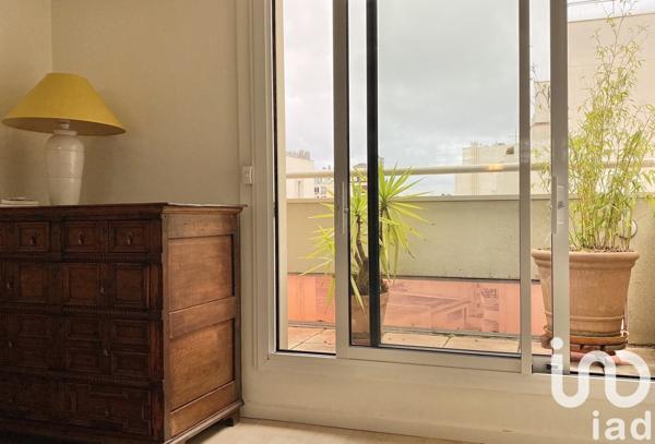 Appartement 2 pièces de 43 m² à Paris (75018)