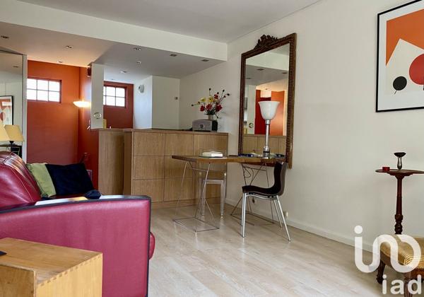 Appartement 2 pièces de 43 m² à Paris (75018)