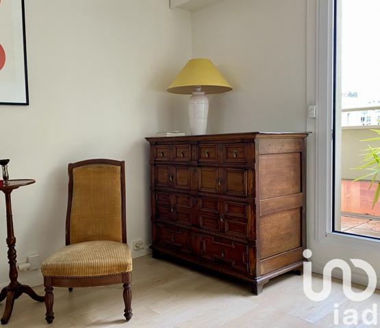 Appartement 2 pièces de 43 m² à Paris (75018)