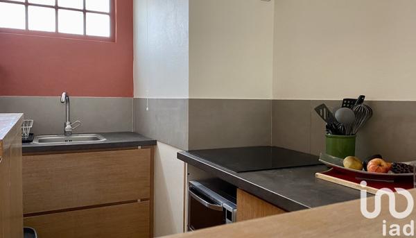 Appartement 2 pièces de 43 m² à Paris (75018)