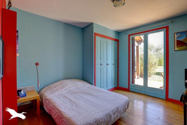 Maison à vendre |                                       Bruguières |                                        7 pièces  |  223 m²
