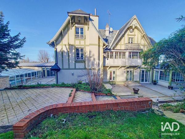 Maison à vendre 14 pièces 600 m² Bougival