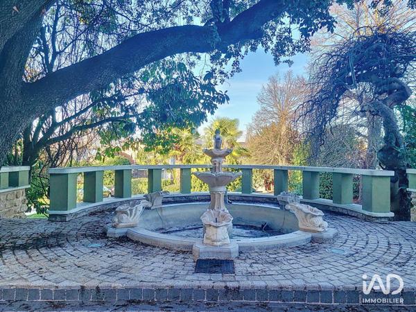 Maison à vendre 14 pièces 600 m² Bougival