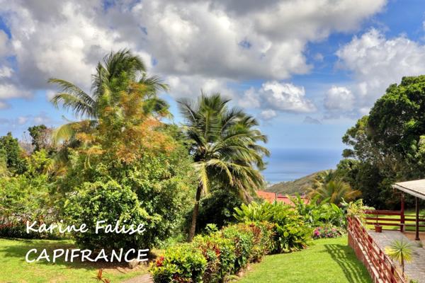 Ensemble immobilier – Villa T6 + 2 T2, piscine, vue mer – Sainte-Luce