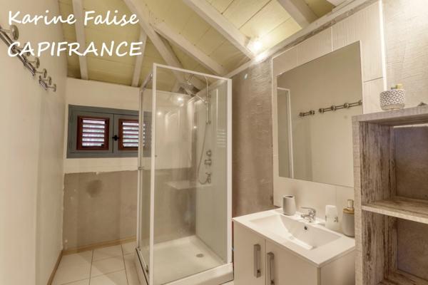 Ensemble immobilier – Villa T6 + 2 T2, piscine, vue mer – Sainte-Luce