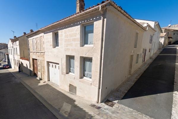 Maison à louer |  Pons |  3 pièces | 68 m²