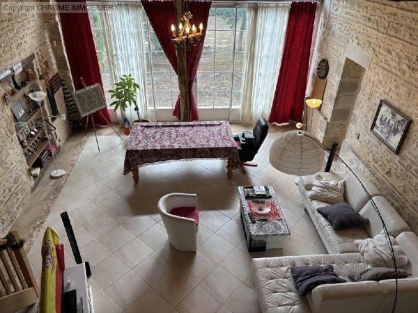 Vente                                                      Maison
                        
                     9 pièces                      290 m2                     à Casteljaloux