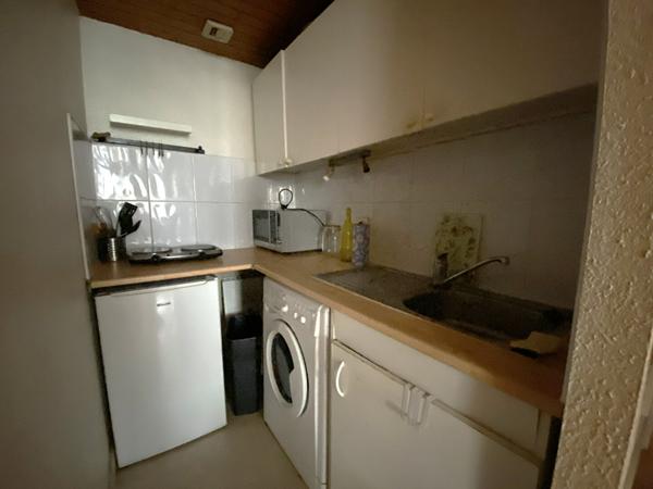 Bordeaux Saint-Pierre - Studio 29 m2 à rénover