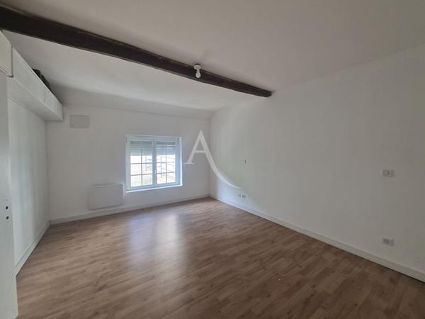 IMMEUBLE DE RAPPORT VILLENEUVE DE MARSAN . 6 APPARTEMENTS . FORT POTENTIEL D'INVESTISSEMENT