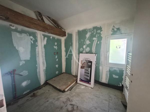 IMMEUBLE DE RAPPORT VILLENEUVE DE MARSAN . 6 APPARTEMENTS . FORT POTENTIEL D'INVESTISSEMENT
