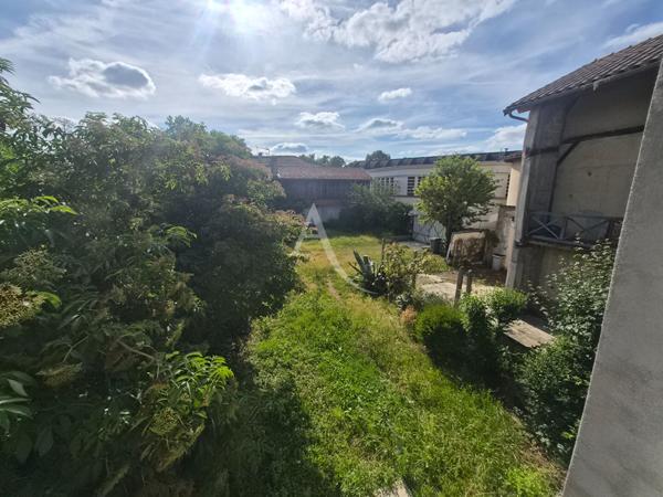 IMMEUBLE DE RAPPORT VILLENEUVE DE MARSAN . 6 APPARTEMENTS . FORT POTENTIEL D'INVESTISSEMENT