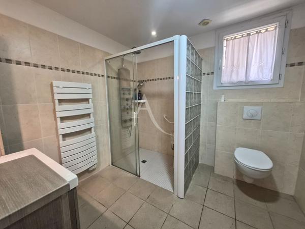 IMMEUBLE DE RAPPORT VILLENEUVE DE MARSAN . 6 APPARTEMENTS . FORT POTENTIEL D'INVESTISSEMENT