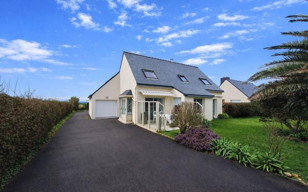 Maison à vendre    5 pièces •  Plougasnou