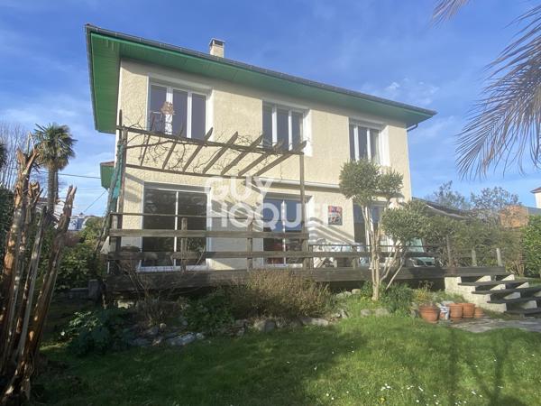 MAISON À VENDRE DE 11 PIÈCES DE 248,80 M²