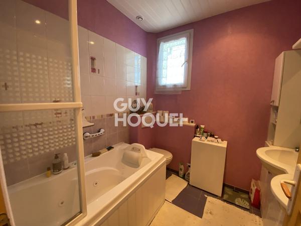 MAISON À VENDRE DE 11 PIÈCES DE 248,80 M²