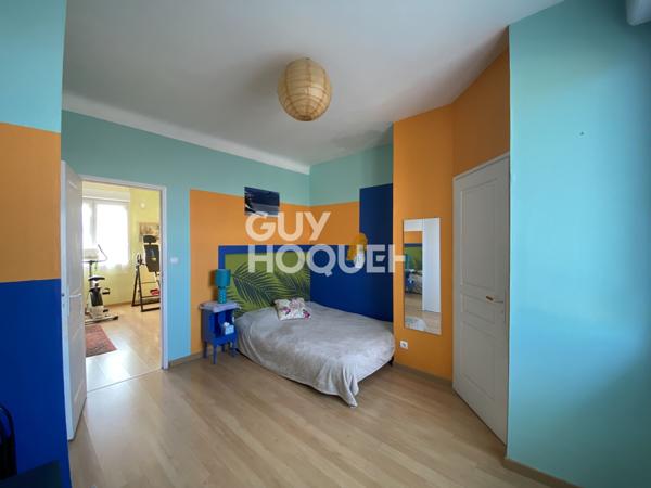 MAISON À VENDRE DE 11 PIÈCES DE 248,80 M²