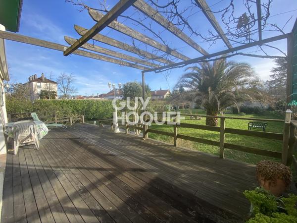 MAISON À VENDRE DE 11 PIÈCES DE 248,80 M²