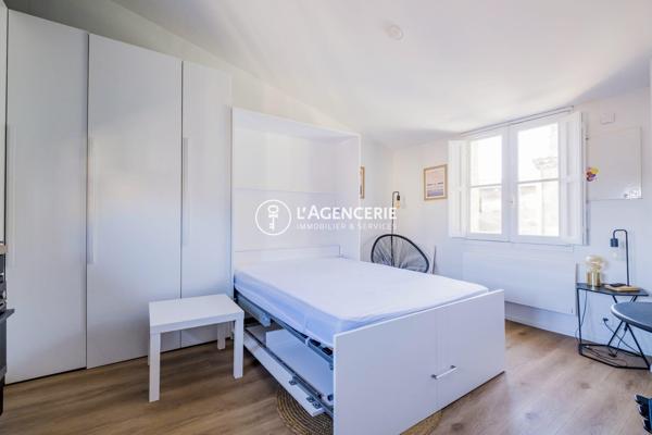 Studio meublé avec ascenseur – rue Saint-Rémi