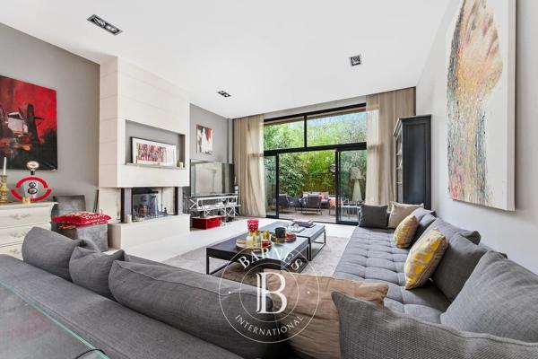 Boulogne-Billancourt, Hôtel particulier 6 Chambres -  400 m² à vendre