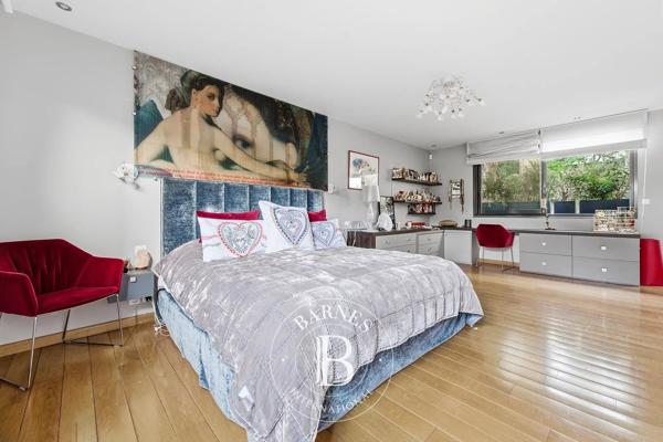 Boulogne-Billancourt, Hôtel particulier 6 Chambres -  400 m² à vendre