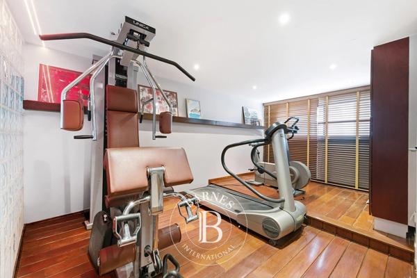 Boulogne-Billancourt, Hôtel particulier 6 Chambres -  400 m² à vendre