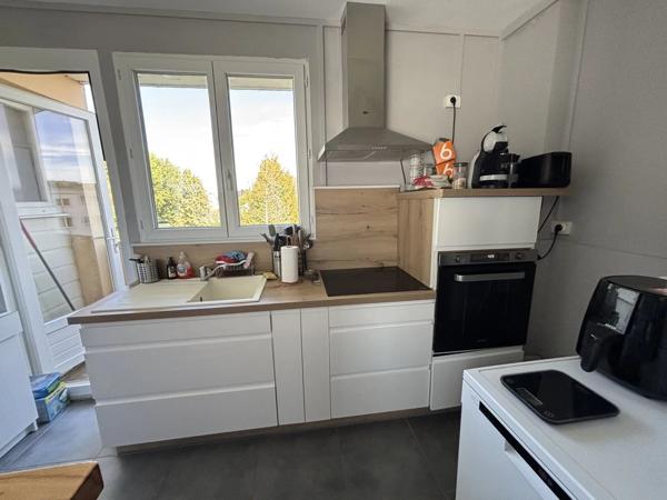 Location                                                      Appartement
                        
                     4 pièces                      53 m2                     à Fresnoy-le-Grand