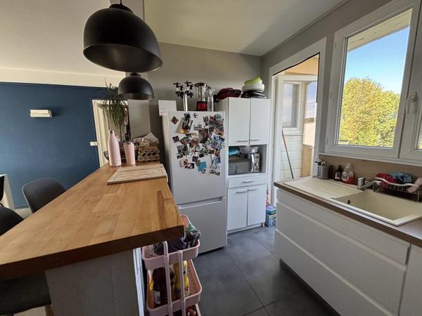 Location                                                      Appartement
                        
                     4 pièces                      53 m2                     à Fresnoy-le-Grand