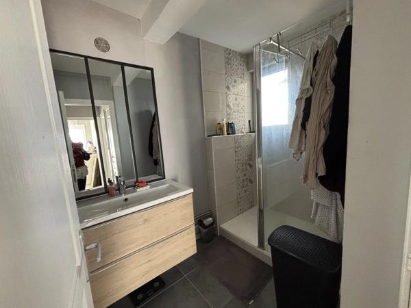 Location                                                      Appartement
                        
                     4 pièces                      53 m2                     à Fresnoy-le-Grand