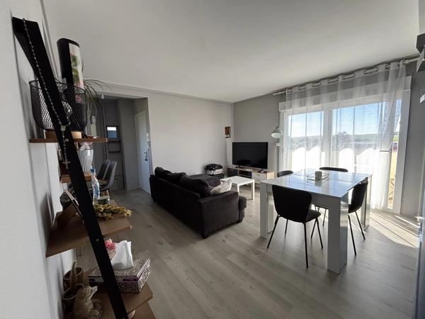 Location                                                      Appartement
                        
                     4 pièces                      53 m2                     à Fresnoy-le-Grand