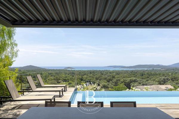 Sainte-Lucie-de-Porto-Vecchio, Villa 5 Chambres -  180 m² à vendre