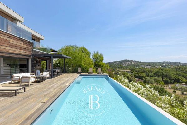 Sainte-Lucie-de-Porto-Vecchio, Villa 5 Chambres -  180 m² à vendre