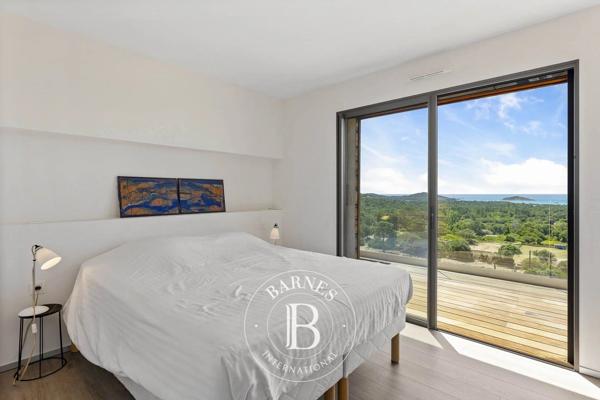 Sainte-Lucie-de-Porto-Vecchio, Villa 5 Chambres -  180 m² à vendre
