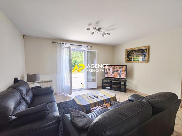 Argenteuil Côteaux - Maison 6 pièces, 4 chambres, 110.49m² au sol (90.17m² carrez) €429 000 ** - Référence 4442