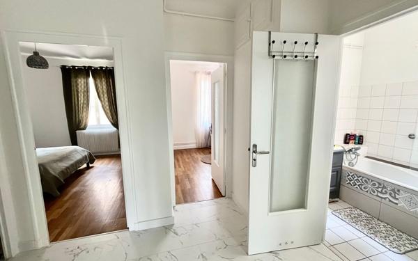 Appartement à vendre    3 pièces • 78,01 m2 Villeurbanne