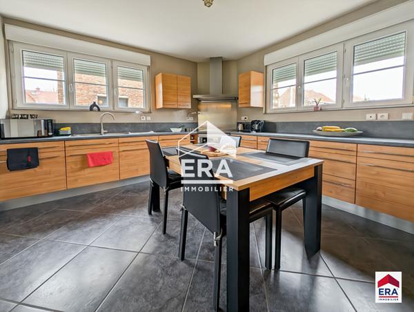 Maison semi-individuelle - 3 chambres - Jardin - Garage - Cave - Nouveau Roubaix