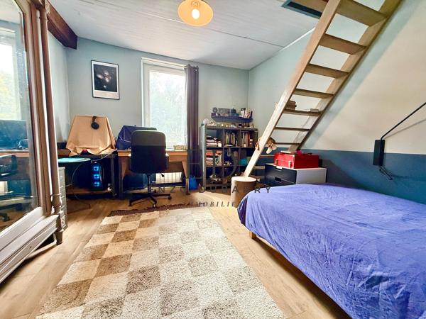 Maison
         8 pièces
        - 180 m² Bien prestige 688 000 € *