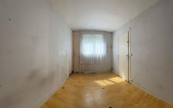 Appartement à vendre    3 pièces • 49 m2 Sèvres