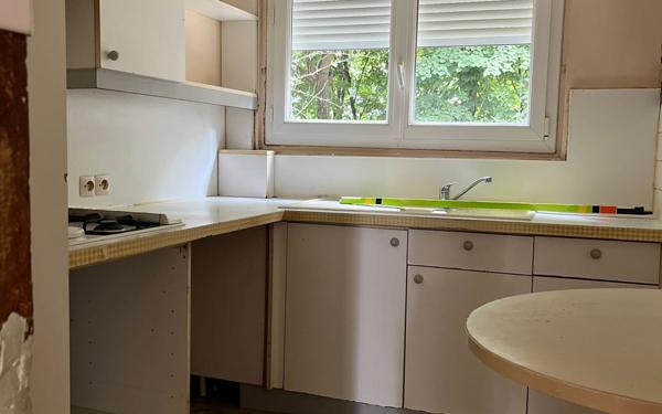 Appartement à vendre    3 pièces • 49 m2 Sèvres