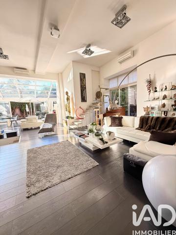 Maison à vendre 6 pièces 243 m² La Garde