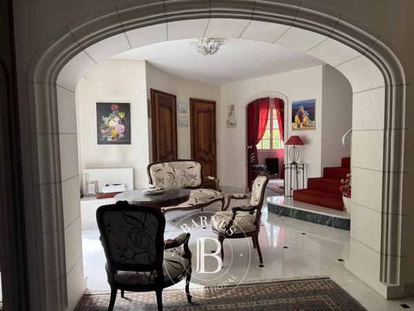 Blois, Maison de ville 4 Chambres -  253 m² à vendre