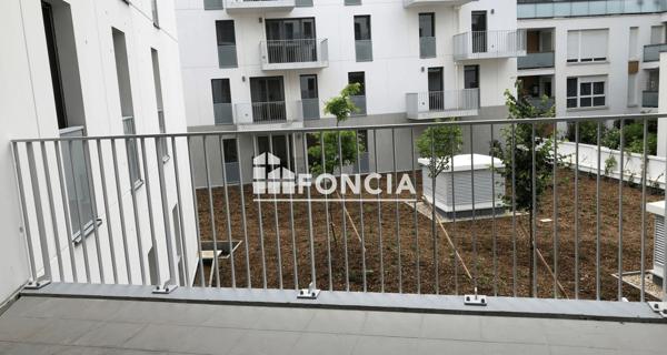 Location Appartement 4 pièces 92.73 m² - Bezons 95870