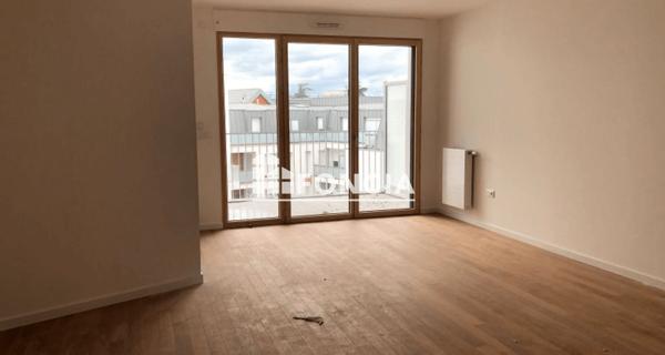 Location Appartement 4 pièces 92.73 m² - Bezons 95870
