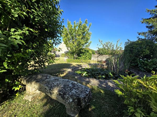 Maison de charme Thenisy 5 pièces ancien presbytère campagne vallonnée et pittoresque