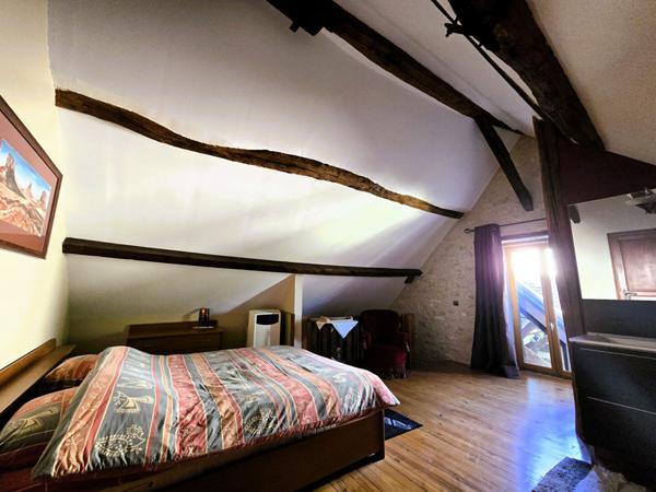 Maison de charme Thenisy 5 pièces ancien presbytère campagne vallonnée et pittoresque