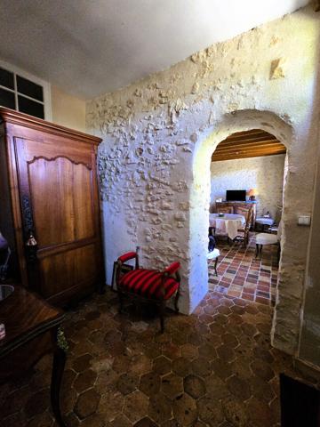 Maison de charme Thenisy 5 pièces ancien presbytère campagne vallonnée et pittoresque