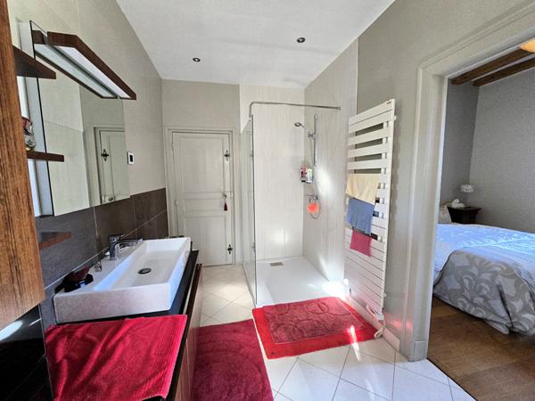 Maison de charme Thenisy 5 pièces ancien presbytère campagne vallonnée et pittoresque