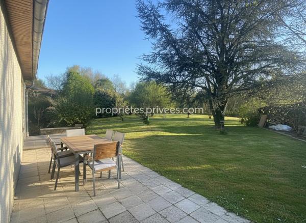 Grande Maison avec dépendances et Jardin Lormes 4 pièce(s) 126 m2