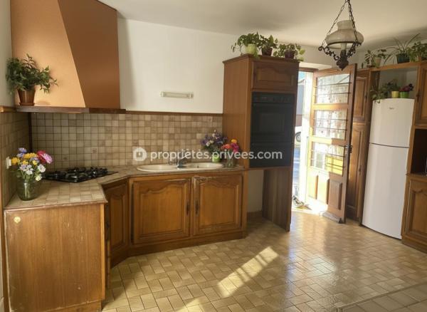 Grande Maison avec dépendances et Jardin Lormes 4 pièce(s) 126 m2