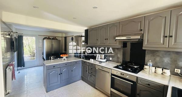 À vendre Maison 7 pièces 218 m² - Cannes 06150